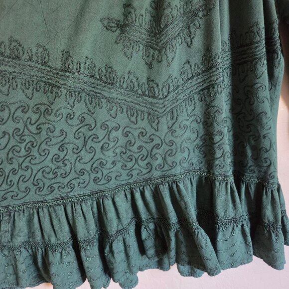 The Pyramid Collection Embroidered Tiered Flowy Tunic Top Green 1X Fairy Grunge - Picture 5 of 11